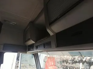 82057486 VOLVO Консоль