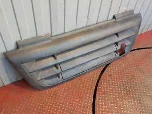 1375876 DAF Решетка радиатора