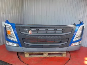 Бампер передний VOLVO