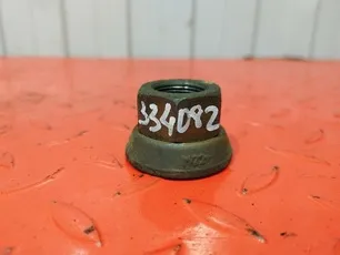 21303956 VOLVO Гайка колесная