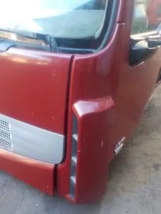 5010578237 RENAULT Дефлектор кабины левый