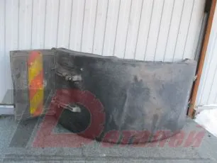 Крыло заднее / верхняя часть RENAULT