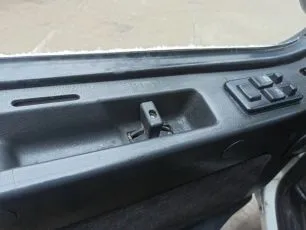 1063327 VOLVO Ручка двери внутренняя левая