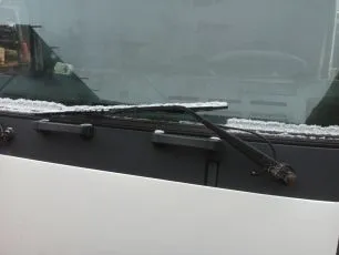 8189632 VOLVO Поводок стеклоочистителя
