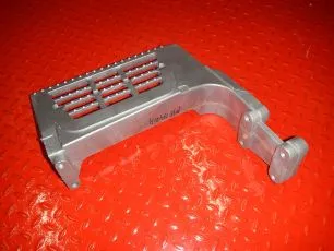 M3011409 MARSHALL Кронштейн подножки нижней левой