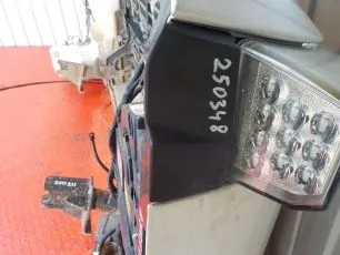 82453926 VOLVO Заглушка решетки правая