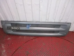 1538427 SCANIA Решетка радиатора