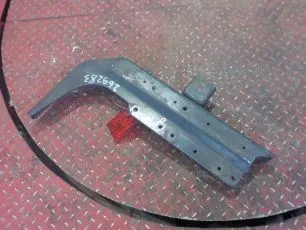 9705230415 MERCEDES Кронштейн крыла переднего