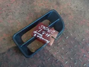 9438840060 MERCEDES Решетка в бампер левая