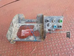 20731533 VOLVO Кронштейн блока AdBlue
