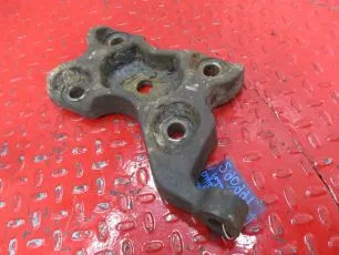 5010600042 RENAULT Опора заднего амортизатора левая
