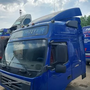 Спойлер кабины комплект VOLVO