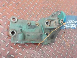 20764195 VOLVO Кронштейн ролика натяжителя