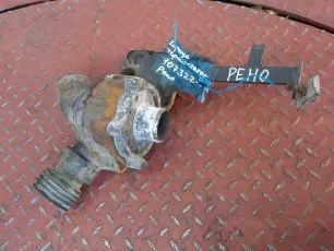 7420900198 RENAULT Корпус термостата