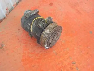 20538307 VOLVO Компрессор кондиционера