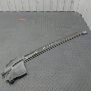 8191058 VOLVO Накладка лобового стекла