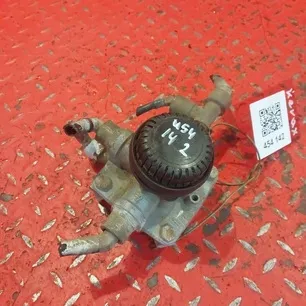 5010260468 RENAULT Клапан ускорительный