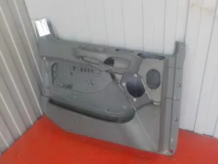 9437205400 MERCEDES Обшивка двери