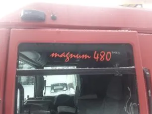 5010353899 RENAULT Стекло двери форточка