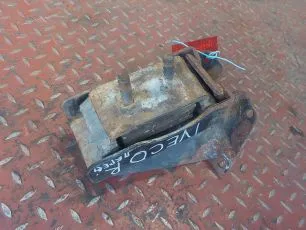 504046294 IVECO Подушка двигателя