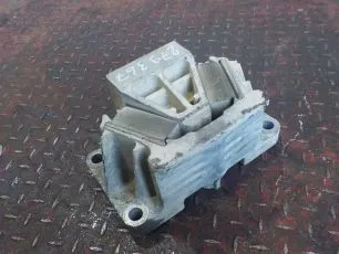 9412417113 MERCEDES Опора двигателя