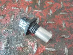 5000691518 RENAULT Датчик опережения впрыска топлива