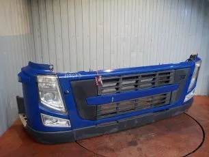 20456805 VOLVO Юбка бампера