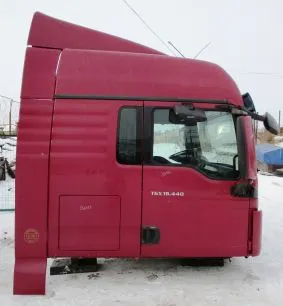 81626004118 MAN Дверь правая