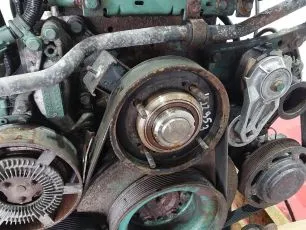 21146740 VOLVO Привод термомуфты
