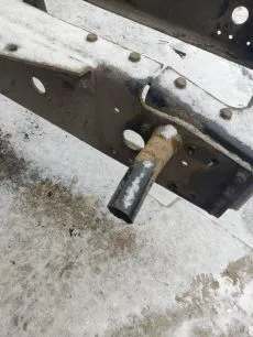 81664206251 MAN Кронштейн крыла заднего правый