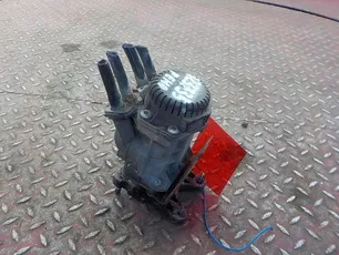 5010260033 RENAULT Кран главный тормозной