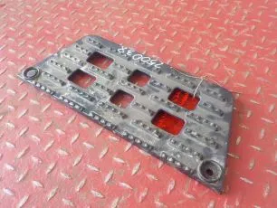 9436660028 MERCEDES Накладка подножки
