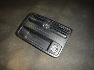 9438300354 MERCEDES Дефлектор воздушный