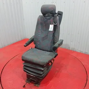 9419103602 MERCEDES Сиденье левое