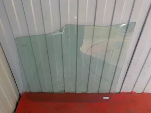 SCNS0004 KMK GLASS Стекло двери левое