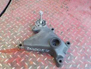 5010477737 RENAULT Кронштейн термомуфты