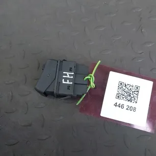 8157759 VOLVO Кнопка