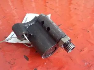 504047634 IVECO Клапан моторного тормоза