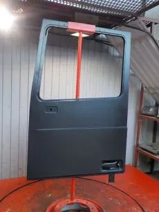 ME1676218 MEGATRUCK Дверь левая