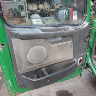 20453756 VOLVO Обшивка двери