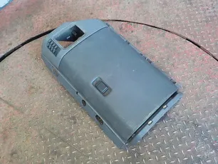 5010226156 RENAULT Бардачок
