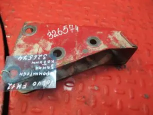 1075452 VOLVO Кронштейн замка кабины