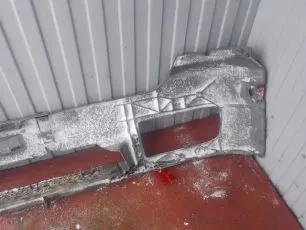 9418801070 MERCEDES Бампер передний правая часть