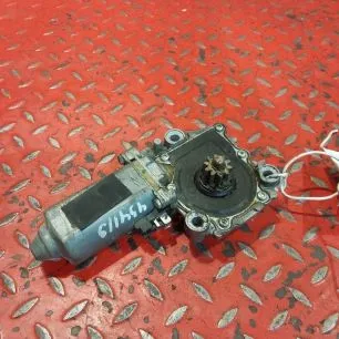 3176549 VOLVO Моторчик стеклоподъемника левый