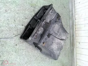 504009294 IVECO Бардачок