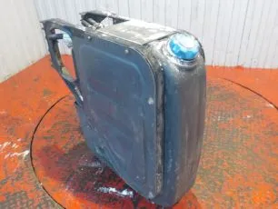 21215921 VOLVO Бак мочевины