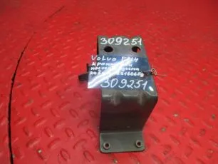 22160659 VOLVO Кронштейн насоса подъема кабины
