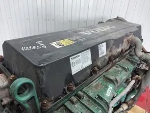 21337975 VOLVO Головка блока