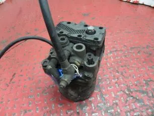 20392573 VOLVO Осушитель