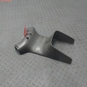 8189960 VOLVO Кожух рулевой колонки